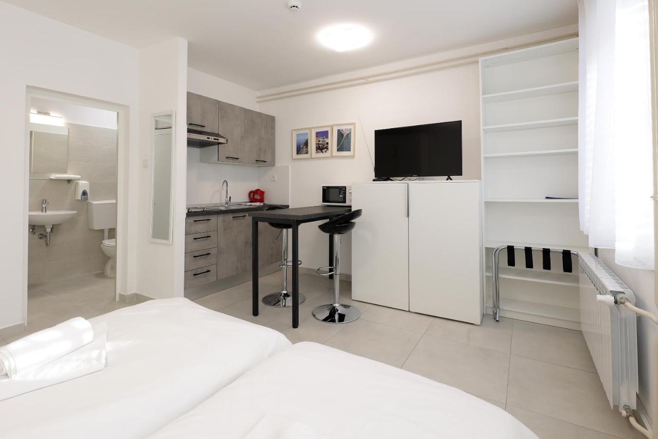 Rijeka Budget Rooms Екстер'єр фото
